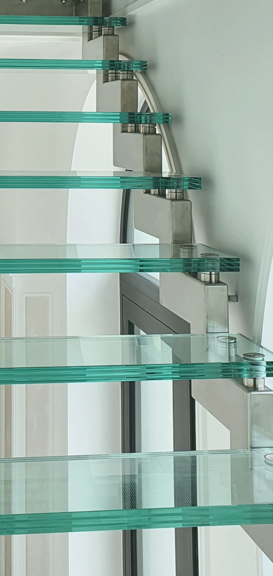 Metal-Glass Product